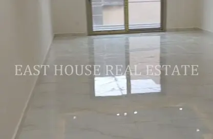 شقة - 3 غرف نوم - 3 حمامات للايجار في جاليريا  مون فالى - المستثمرين الجنوبية - مدينة القاهرة الجديدة - القاهرة