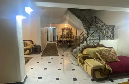 Duplex - 4 Bedrooms - 2 Bathrooms for rent in Al Geish Road - Glim - Hay Sharq - Alexandria Duplex - 4 Bedrooms - 2 Bathrooms for rent in Al Geish Road - Glim - Hay Sharq - Alexandria