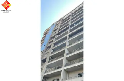 بناية كاملة - 8 غرف نوم - 8 حمامات للايجار في شارع احمد راغب - جاردن سيتي - القاهرة