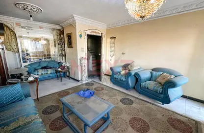 شقة - 2 غرف نوم - 1 حمام للبيع في شارع ملك حفني - المندرة - حي ثان المنتزة - الاسكندرية