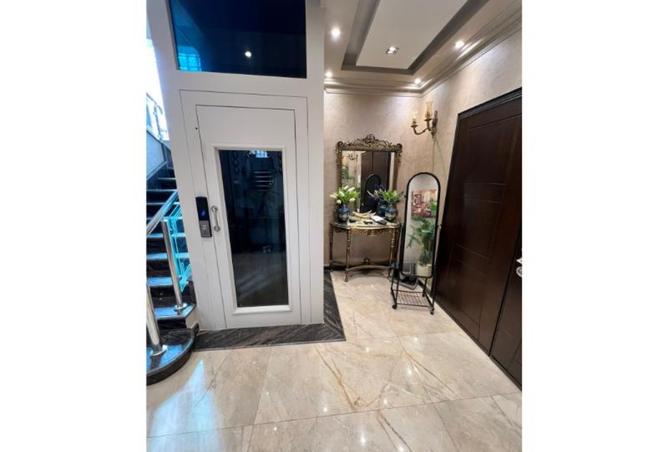 8047401 - Property Image 3