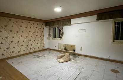 Apartment - 3 Bedrooms - 1 Bathroom for sale in Al Sudan St. - Dokki - Giza Apartment - 3 Bedrooms - 1 Bathroom for sale in Al Sudan St. - Dokki - Giza