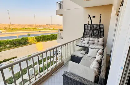 Apartment - 2 Bedrooms - 2 Bathrooms for rent in The Residences - Hyde Park - New Cairo City - Cairo