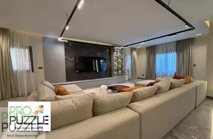 منزل مزدوج - 4 غرف نوم - 4 حمامات للايجار في ميفيدا - كمبوندات التجمع الخامس - التجمع الخامس - مدينة القاهرة الجديدة - القاهرة