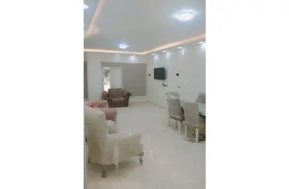 Apartment - 2 Bedrooms - 1 Bathroom for rent in Abou El Houl - New Cairo City - Cairo