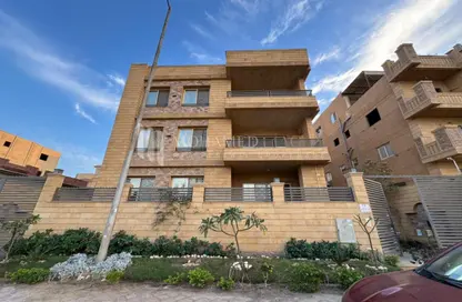 Villa - 6 Bedrooms - 3 Bathrooms for sale in Touristic 1 - Northern Expansions - 6 October City - Giza