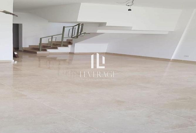8132043 - Property Image 2