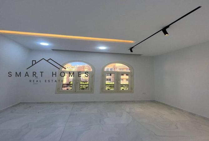8056930 - Property Image 2