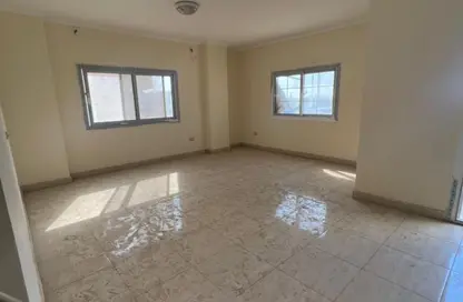 Apartment - 3 Bedrooms - 3 Bathrooms for rent in South Lotus - El Lotus - New Cairo City - Cairo