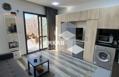 سطح - 1 حمام للايجار في ذا كورت ياردز - كمبوندات الشيخ زايد - الشيخ زايد - الجيزة