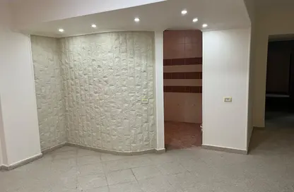 Apartment - 3 Bedrooms - 2 Bathrooms for rent in Beram Al Tunsi St. - Al Narges 1 - Al Narges - New Cairo City - Cairo
