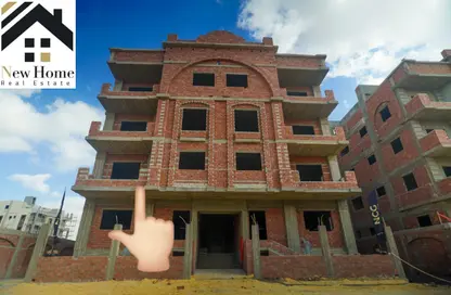Apartment - 4 Bedrooms - 3 Bathrooms for sale in Bait Alwatan - The 5th Settlement - New Cairo City - Cairo