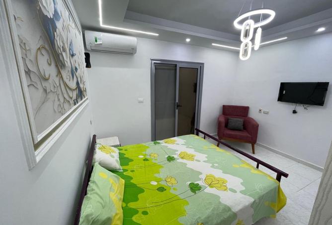 8348002 - Property Image 3