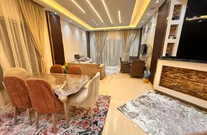 شقة - 3 غرف نوم - 2 حمامات للايجار في مدينة وصال - كمبوندات الشروق - مدينة الشروق - القاهرة