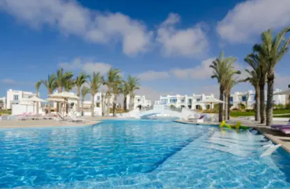 Chalet - 2 Bedrooms - 2 Bathrooms for sale in Mountain View - Ras Al Hekma - North Coast