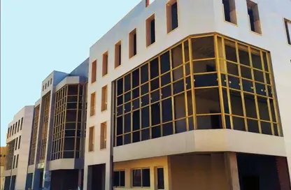عيادة - استوديو - 1 حمام للبيع في وان قطامية - كمبوندات القطامية - القطامية - مدينة القاهرة الجديدة - القاهرة