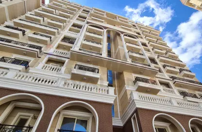 Apartment - 3 Bedrooms - 3 Bathrooms for sale in Sawary - Alexandria Compounds - Alexandria