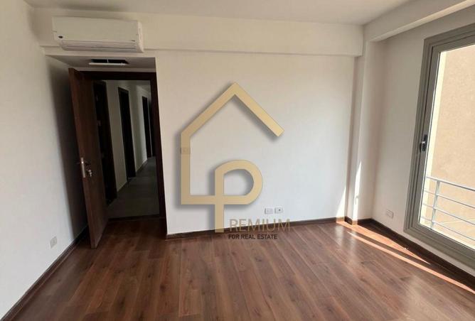8062173 - Property Image 2
