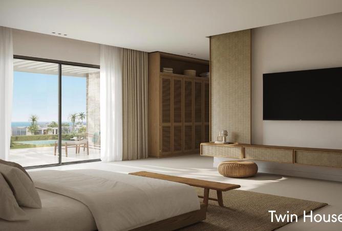 8039836 - Property Image 2
