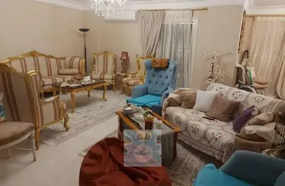 شقة - 3 غرف نوم - 2 حمامات للبيع في شارع الطيران - منطقة السينما - مدينة نصر - القاهرة