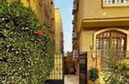 Duplex - 5 Bedrooms - 4 Bathrooms for sale in Al Shouyfat St. - District 1 - The 5th Settlement - New Cairo City - Cairo