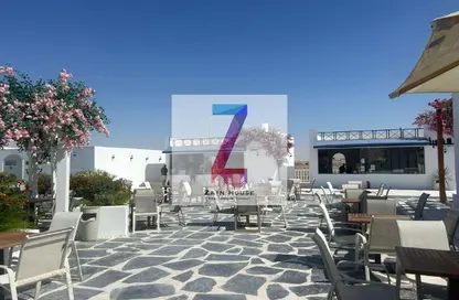 شاليه - 2 غرف نوم - 2 حمامات للبيع في ماونتن فيو راس الحكمة - راس الحكمة - الساحل الشمالي