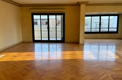 Apartment - 3 Bedrooms - 3 Bathrooms for sale in Kabol St. - 6th Zone - Nasr City - Cairo