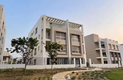 Apartment - 3 Bedrooms - 3 Bathrooms for sale in Hyde Park - 5th Settlement Compounds - The 5th Settlement - New Cairo City - Cairo