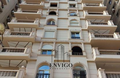 Apartment - 4 Bedrooms - 3 Bathrooms for sale in Abdel Moneim Sanad St. - 1st Zone - Nasr City - Cairo