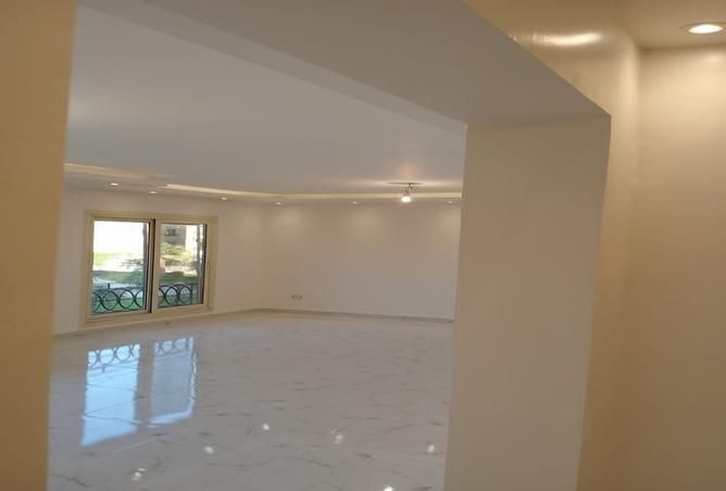 8225557 - Property Image 2