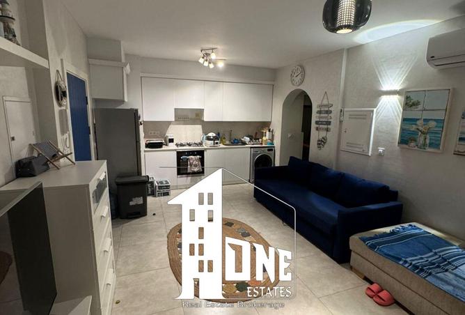 8300495 - Property Image 2