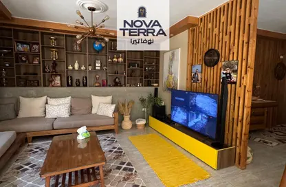 Apartment - 3 Bedrooms - 3 Bathrooms for sale in 5th District - Sheikh Zayed City - Giza