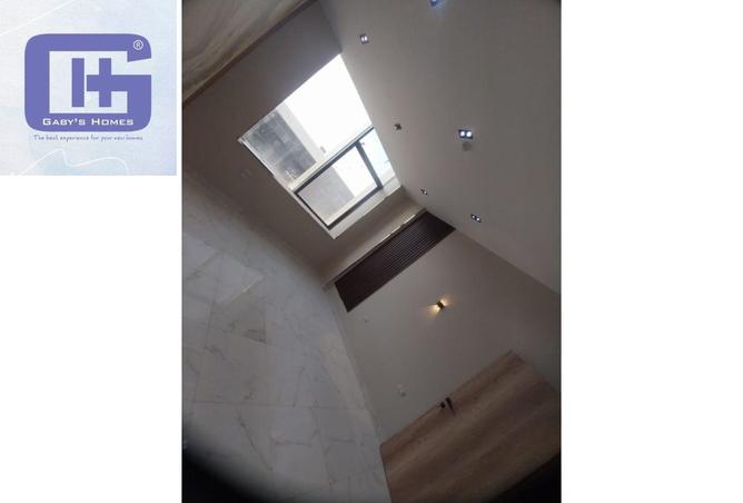 8099924 - Property Image 3