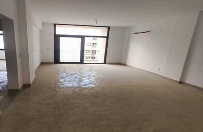 شقة - 3 غرف نوم - 2 حمامات للايجار في مون ريزيدنس - فيفث سكوير - التجمع الخامس - مدينة القاهرة الجديدة - القاهرة