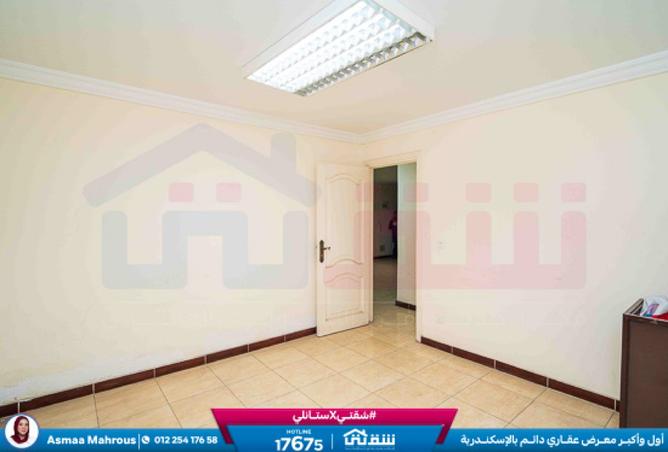 8452692 - Property Image 2