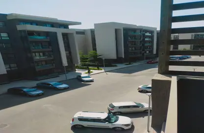 Apartment - 2 Bedrooms - 2 Bathrooms for sale in Madinaty - Cairo
