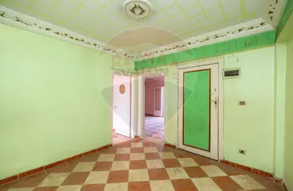 Apartment - 2 Bedrooms - 1 Bathroom for sale in Victoria - Hay Awal El Montazah - Alexandria
