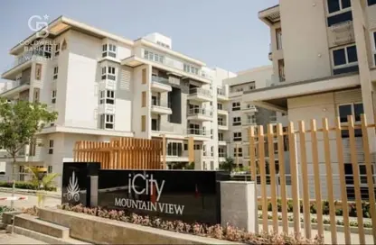 Apartment - 4 Bedrooms - 3 Bathrooms for sale in Mountain View iCity - 5th Settlement Compounds - The 5th Settlement - New Cairo City - Cairo