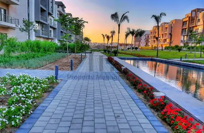 Apartment - 2 Bedrooms - 2 Bathrooms for sale in Moon Residences - Fifth Square - The 5th Settlement - New Cairo City - Cairo