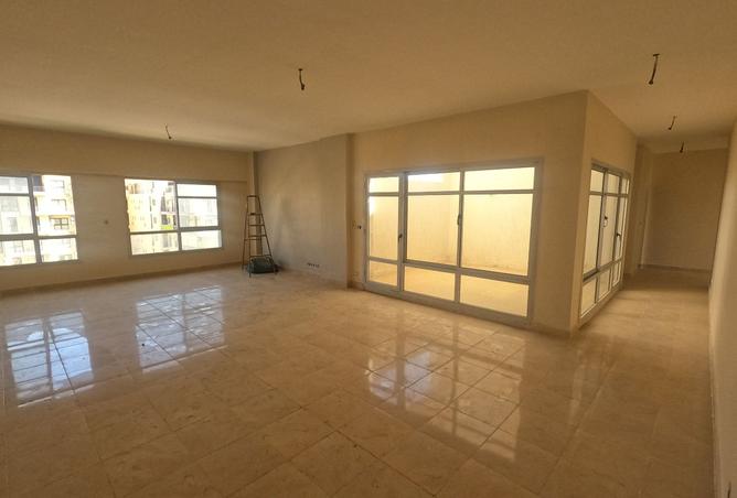 8099929 - Property Image 3