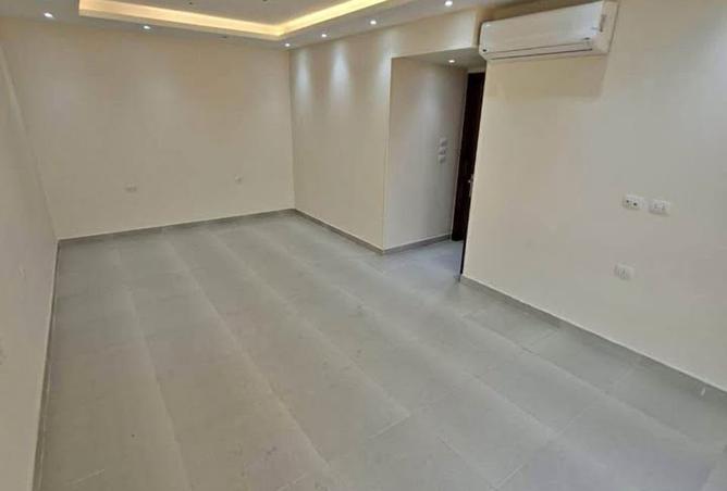 8233623 - صورة العقار 2