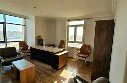 Office Space - Studio - 1 Bathroom for rent in Rayhanah Plaza - Zahraa El Maadi - Hay El Maadi - Cairo