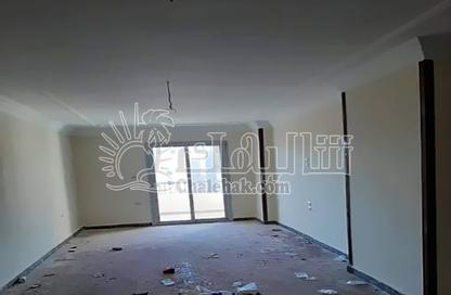 Chalet - 2 Bedrooms - 1 Bathroom for sale in Dolphin Beach - Al Ain Al Sokhna - Suez