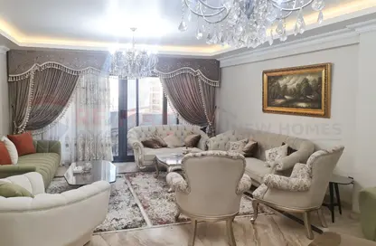 Apartment - 4 Bedrooms - 3 Bathrooms for sale in Smouha - Hay Sharq - Alexandria
