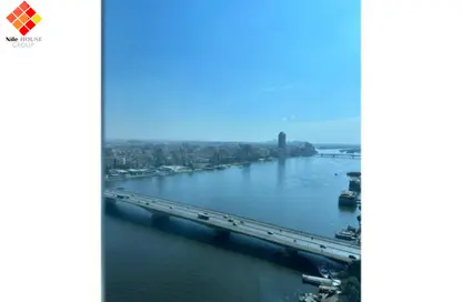 Apartment - 4 Bedrooms - 5 Bathrooms for sale in Nile St. - Dokki - Giza