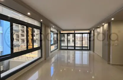 شقة - 3 غرف نوم - 3 حمامات للايجار في ازاد - كمبوندات التجمع الخامس - التجمع الخامس - مدينة القاهرة الجديدة - القاهرة