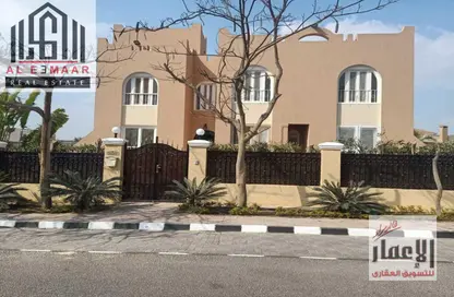 Villa - 6 Bedrooms - 5 Bathrooms for sale in Mena Garden City - Al Motamayez District - 6 October City - Giza