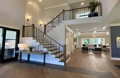 Villa - 6 Bedrooms - 5 Bathrooms for sale in Royal City - Sheikh Zayed Compounds - Sheikh Zayed City - Giza
