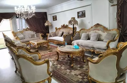 شقة - 3 غرف نوم - 3 حمامات للايجار في شارع ابو المحاسن الشاذلي - العجوزة - الجيزة
