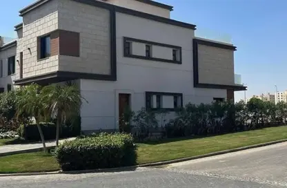Villa - 7 Bedrooms - 7 Bathrooms for sale in Azzar - 5th Settlement Compounds - The 5th Settlement - New Cairo City - Cairo